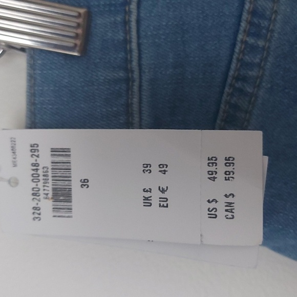 NWT Hollister Epic Flex Skinny Denim Short 9" Med/Light Wash Size 36 Wai… - Picture 4 of 10